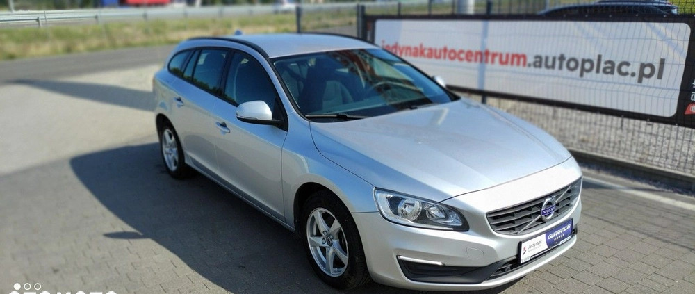 Volvo V60 cena 51800 przebieg: 246200, rok produkcji 2017 z Wleń małe 301